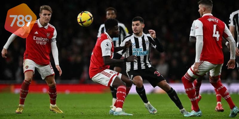 soi kèo Arsenal vs Newcastle 